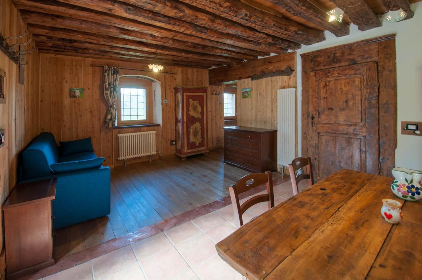 サン・ピエールLa Cascina D'Orleansアパートメント エクステリア 写真